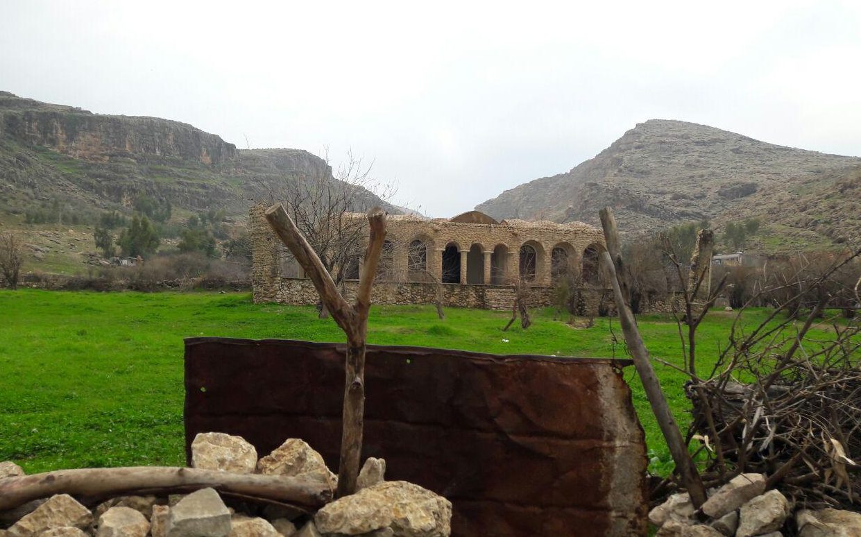 مدیرکل میراث فرهنگی خوزستان: مرمت اضطراری کوشک نور آباد ایذه آغاز شد