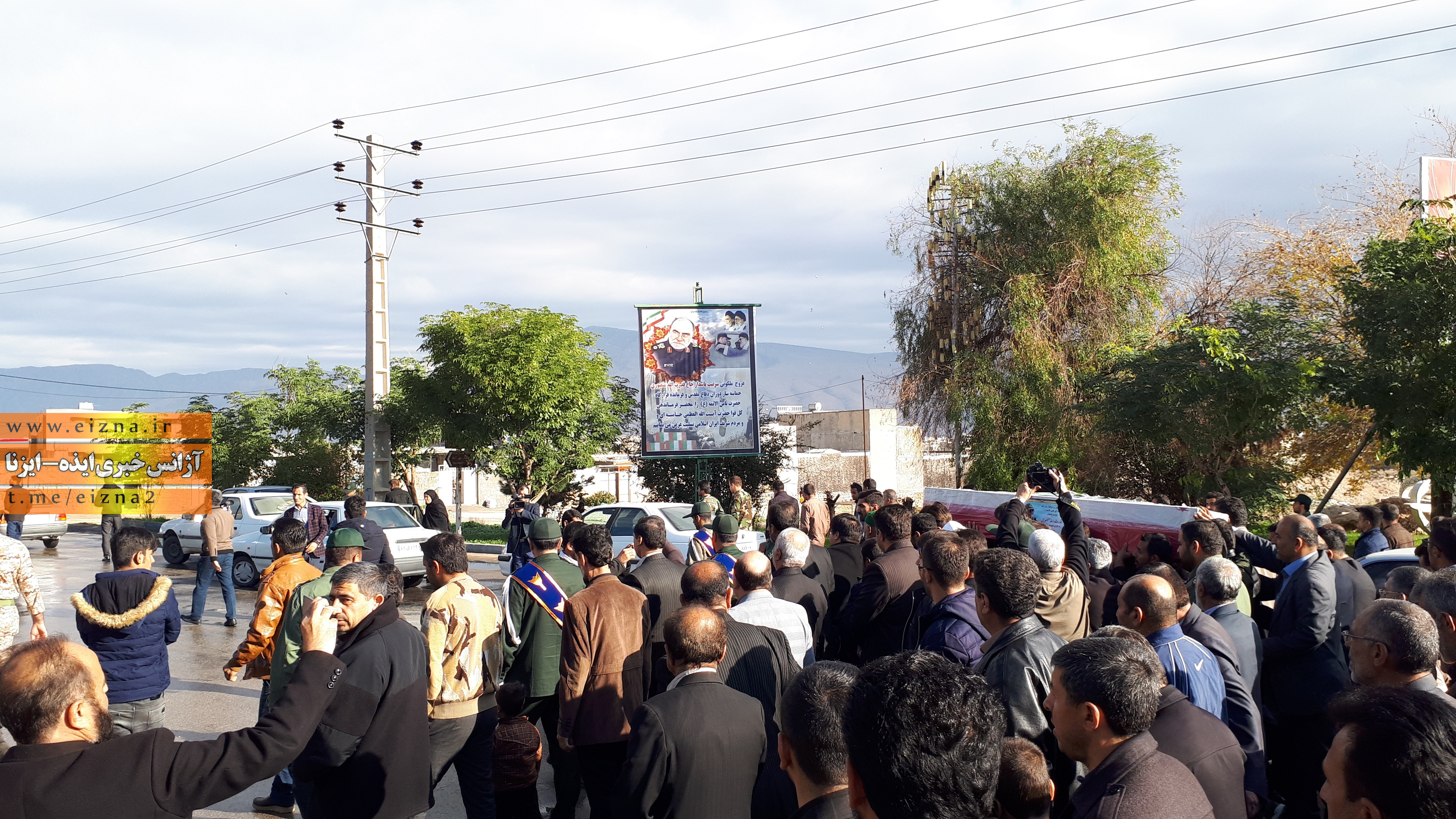 با حضور سرداران کشوری؛ پیکر سردار قدرت الله منصوری در ایذه به خاک سپرده شد+تصاویر