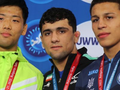 طلای کشتی گیر ایذه ای در مسابقات قهرمانی جوانان جهان