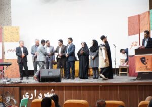پایان دومین جشنواره تئاتر مونودرام خوزستان در ایذه با معرفی برترین‌ها