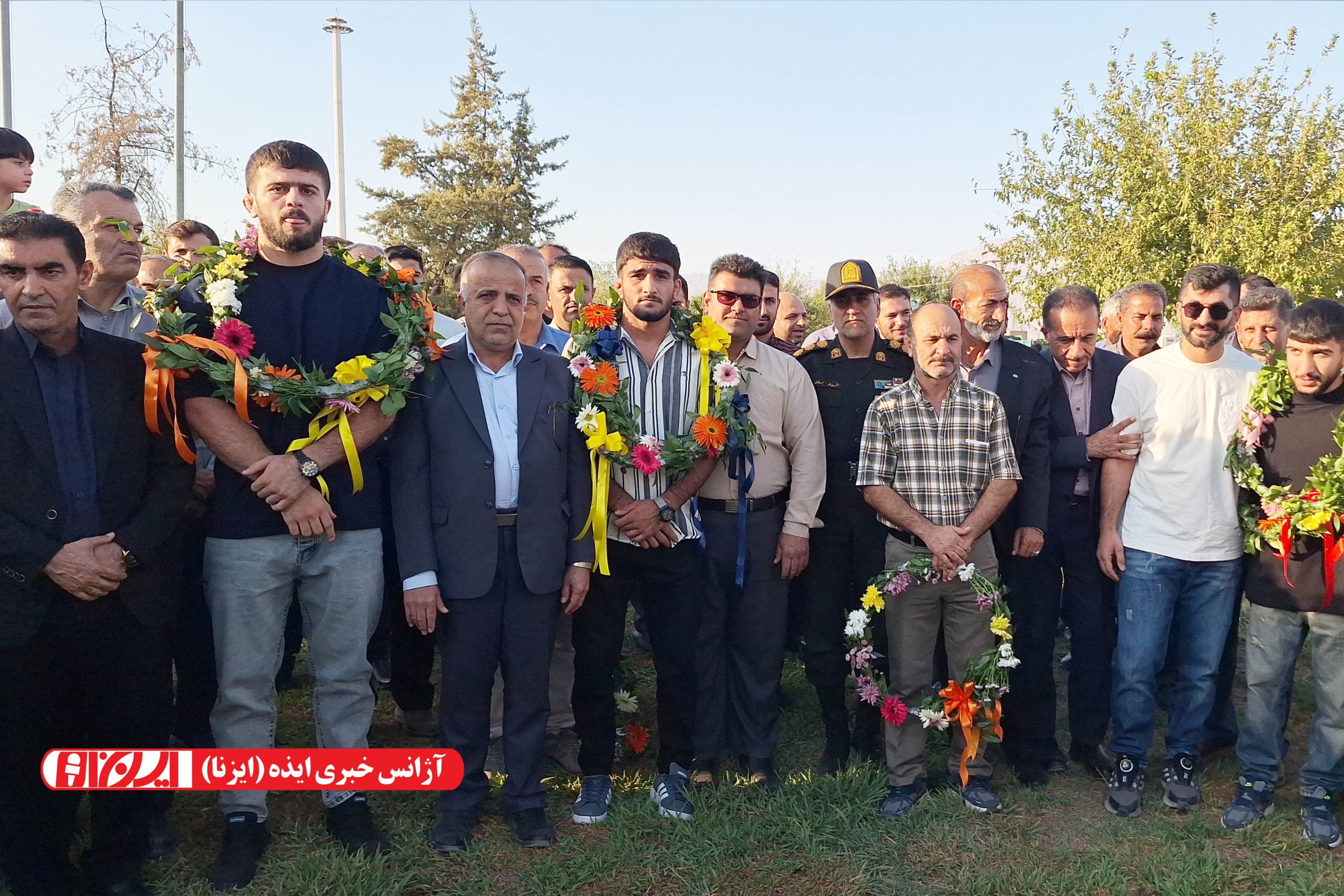 استقبال از ملی‌پوشان مدال‌آور کشتی ایذه باحضور مردم و مسئولان این شهرستان