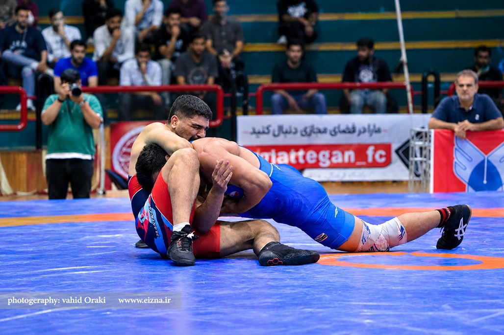 محمدامین احمدپور کشتی گیر ایذه ای تیم دانشگاه آزاد ایذه